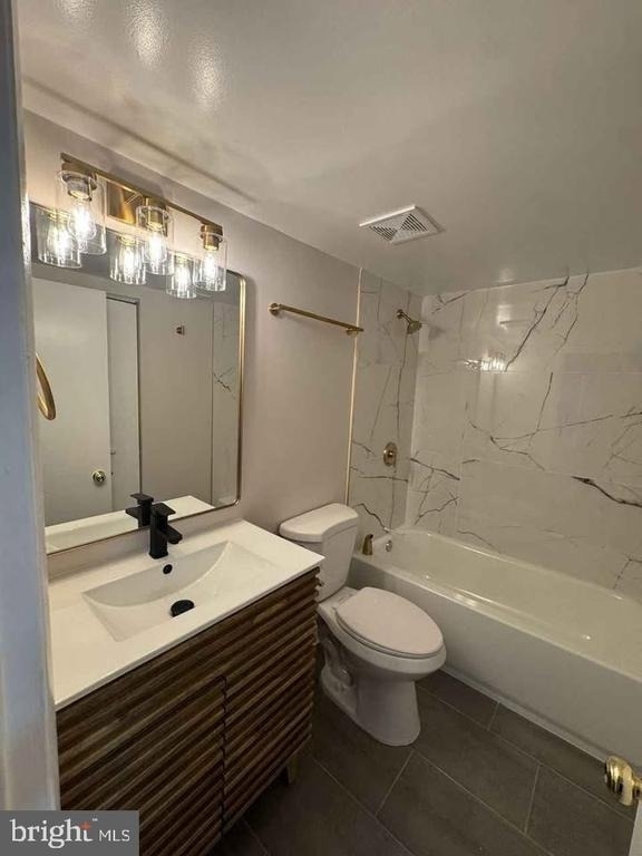 1317 Hollins Street - Photo 4