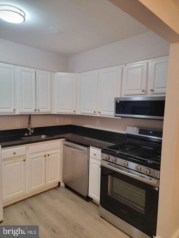 1317 Hollins Street - Photo 6