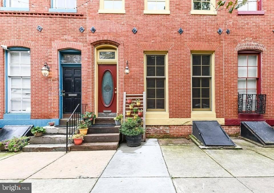 1317 Hollins Street - Photo 1
