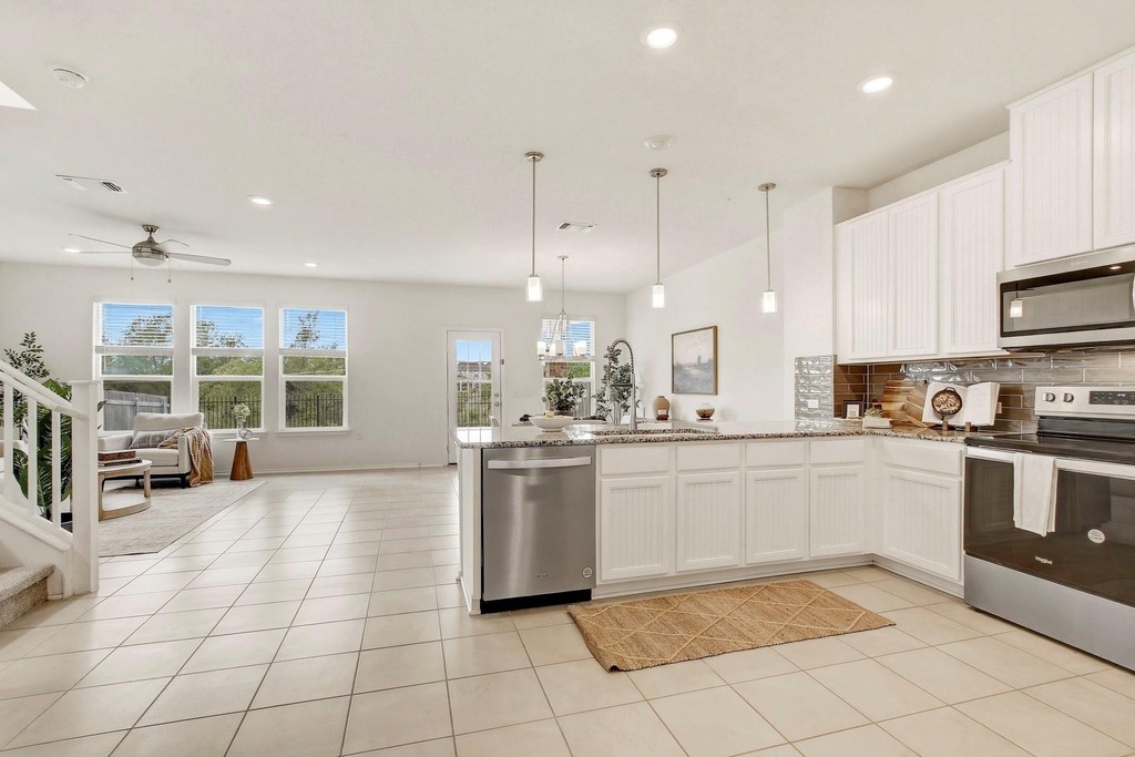 12600 Anthology St - Photo 5