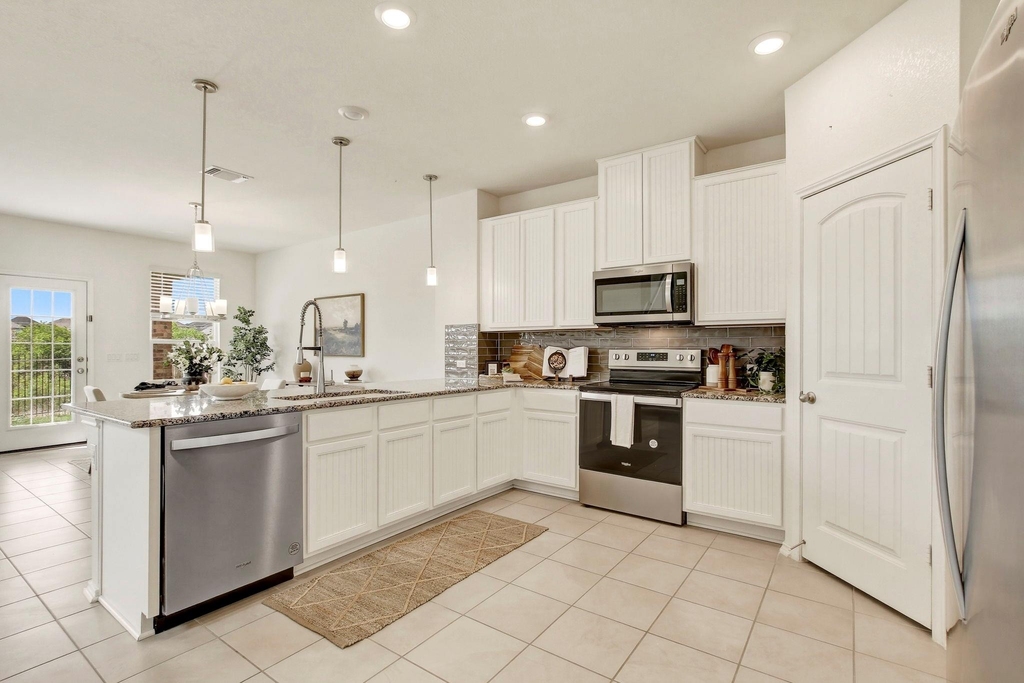 12600 Anthology St - Photo 8