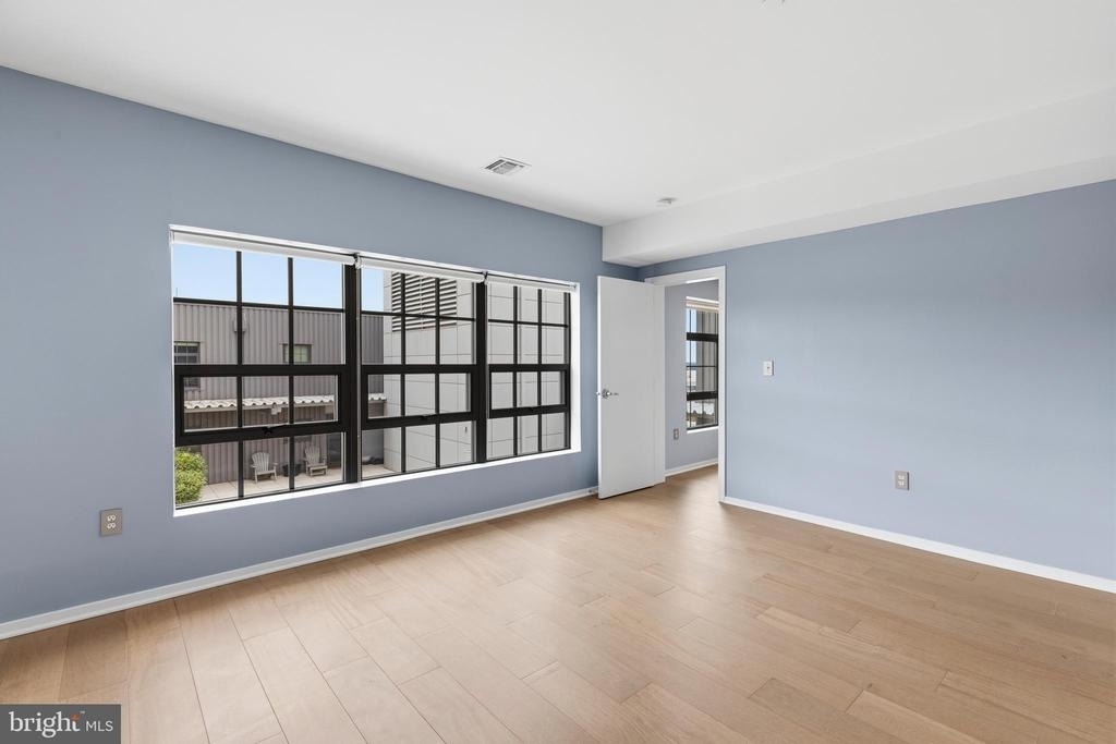 1200 Steuart Street - Photo 29