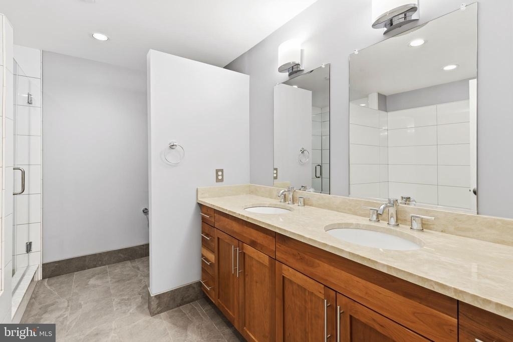 1200 Steuart Street - Photo 48