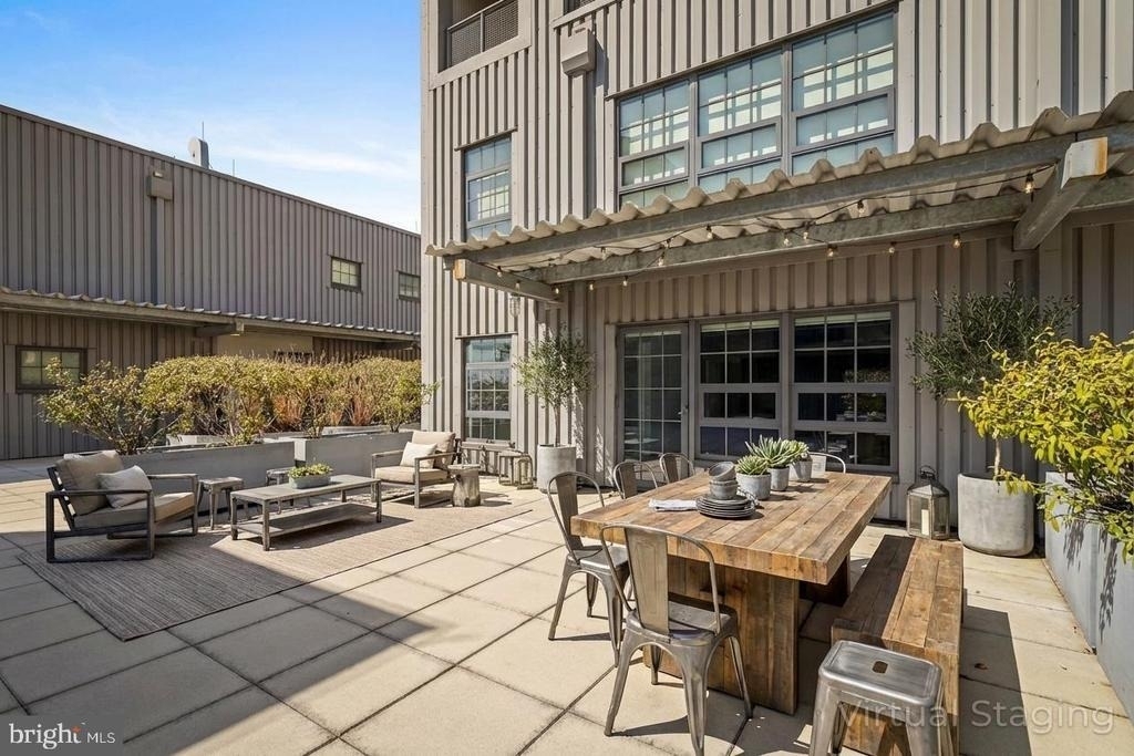 1200 Steuart Street - Photo 12