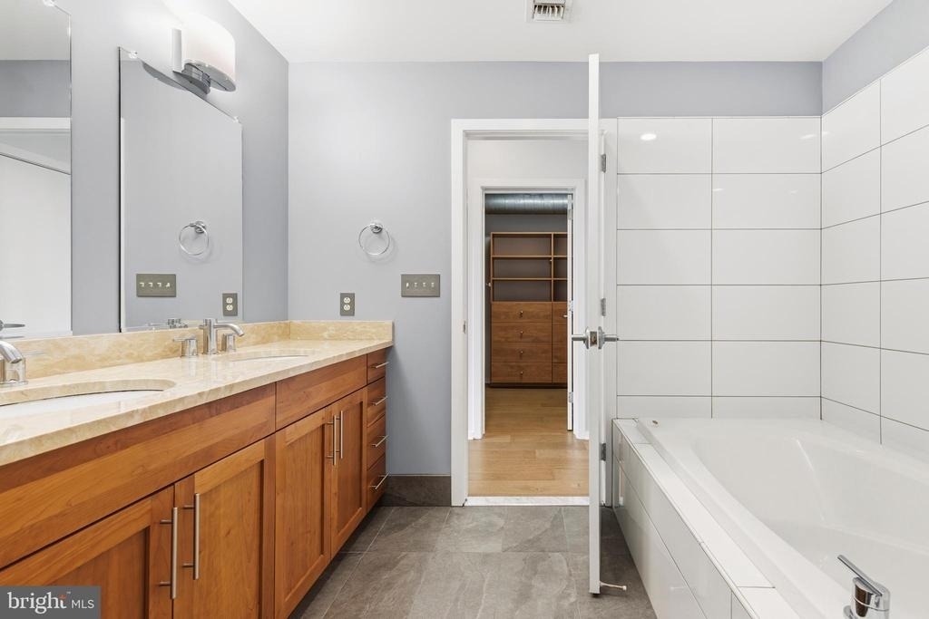 1200 Steuart Street - Photo 50