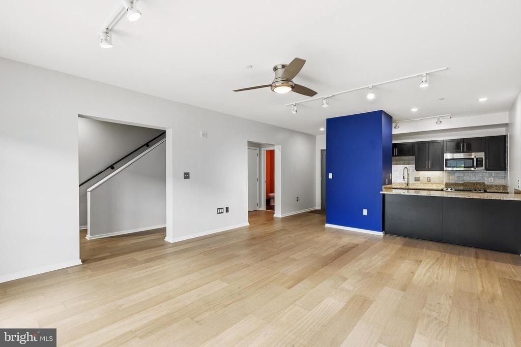1200 Steuart Street - Photo 15
