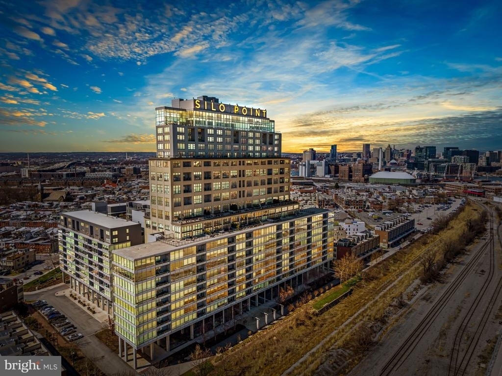 1200 Steuart Street - Photo 1