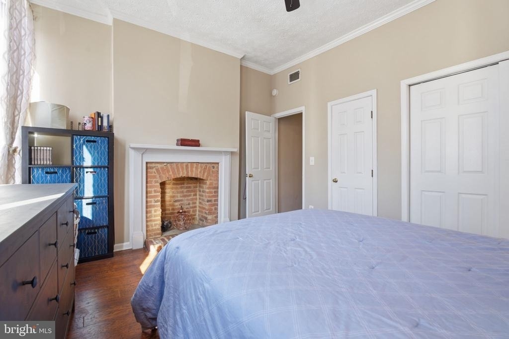 116 W Clement Street - Photo 26