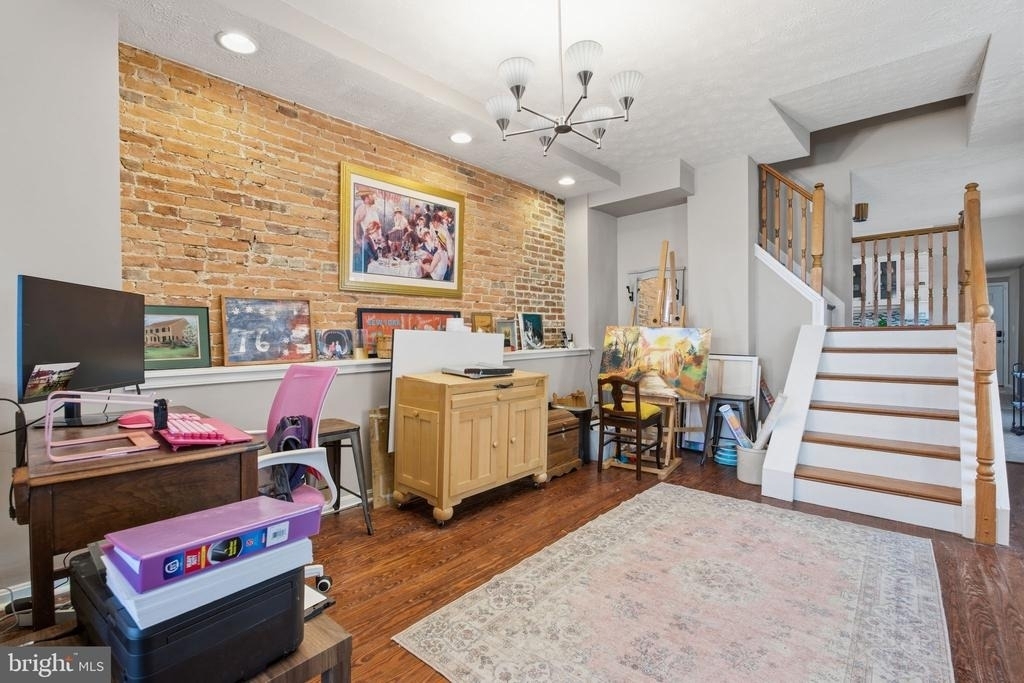 116 W Clement Street - Photo 6