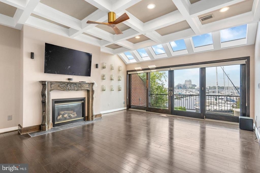 2419 Boston Street - Photo 7