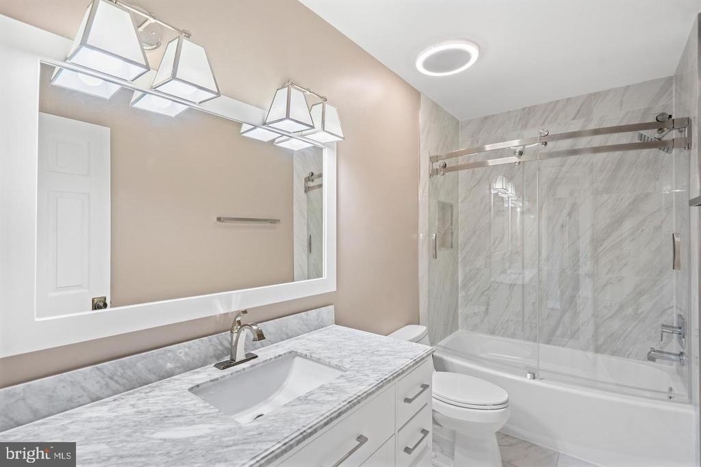2419 Boston Street - Photo 30