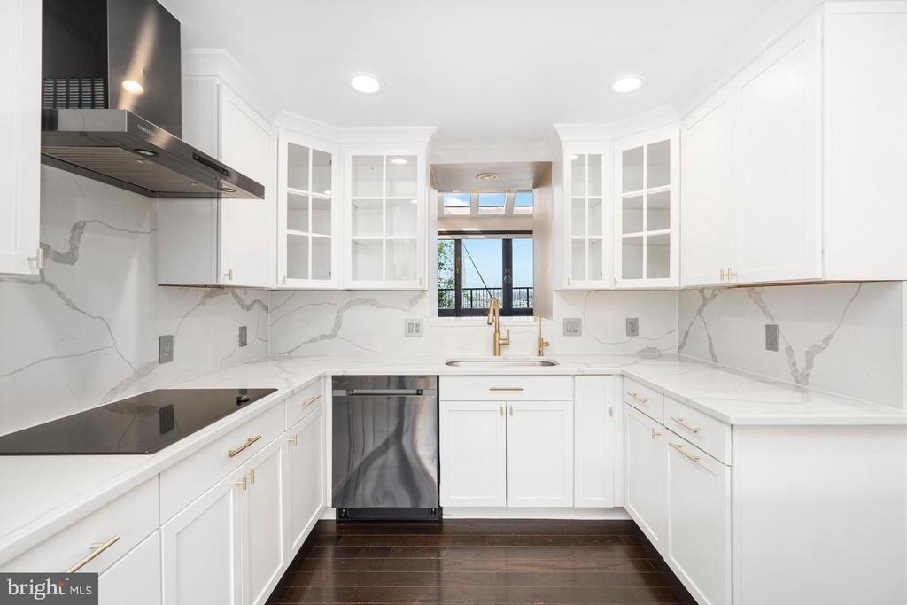 2419 Boston Street - Photo 17