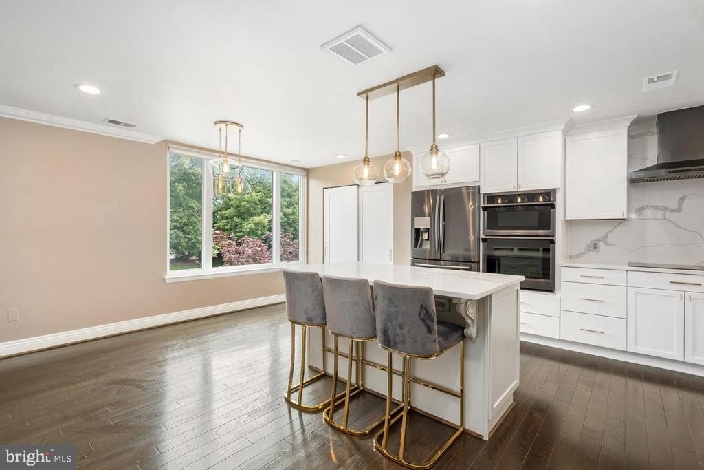 2419 Boston Street - Photo 11
