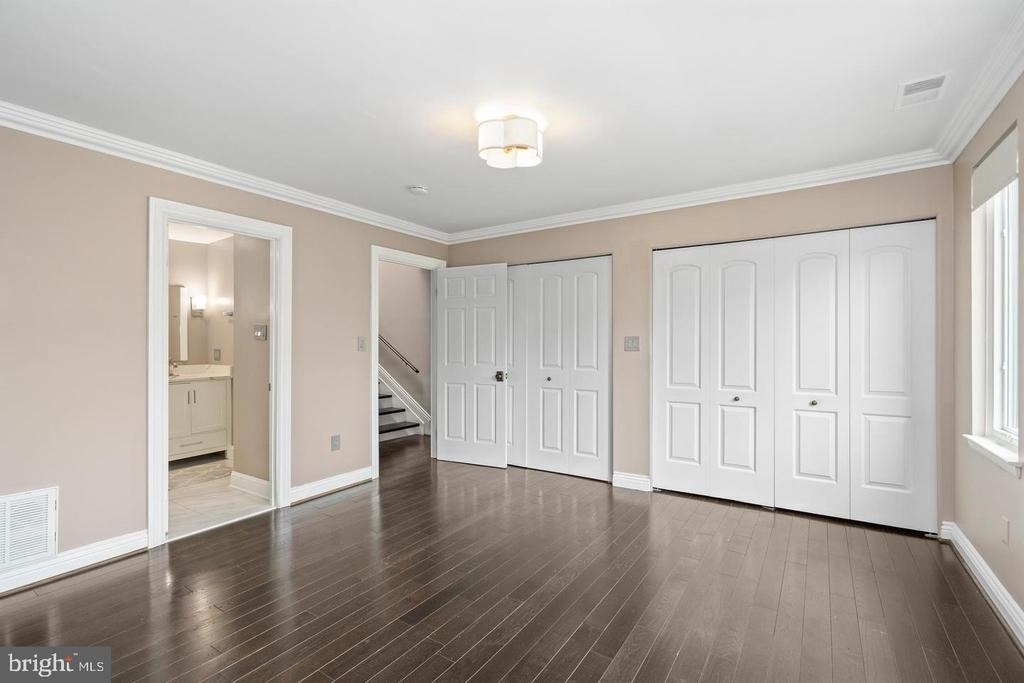 2419 Boston Street - Photo 24