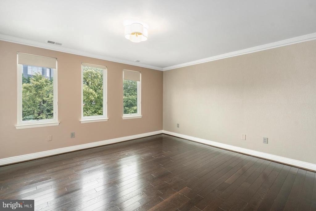 2419 Boston Street - Photo 22