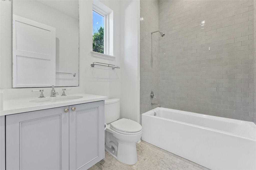 2518 Sutherland St - Photo 27
