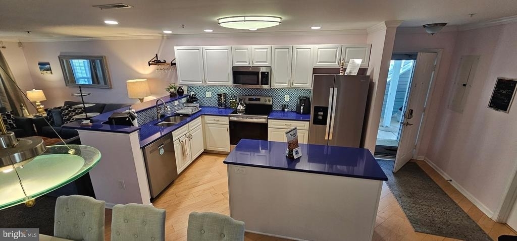 3300 Sanibel Circle - Photo 0