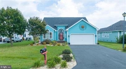 298 Lakeside Drive - Photo 0