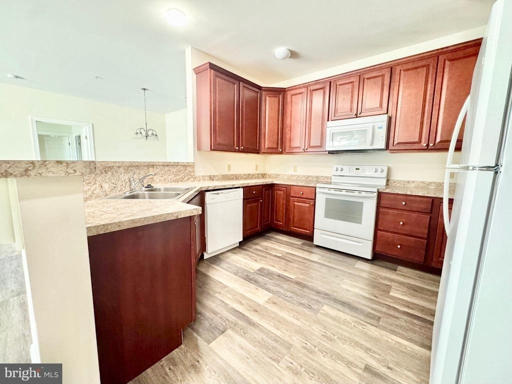 1665 Kenton Road - Photo 10