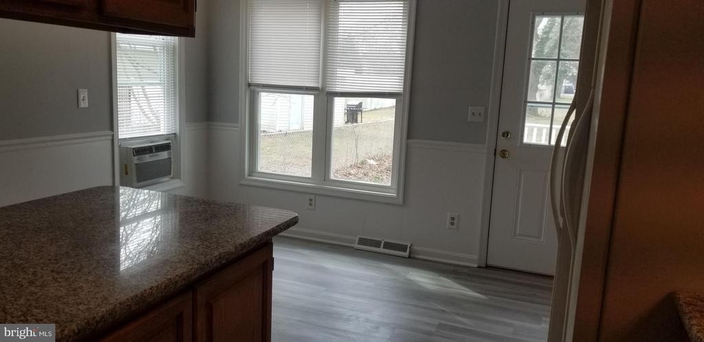 131 N Main Street - Photo 3