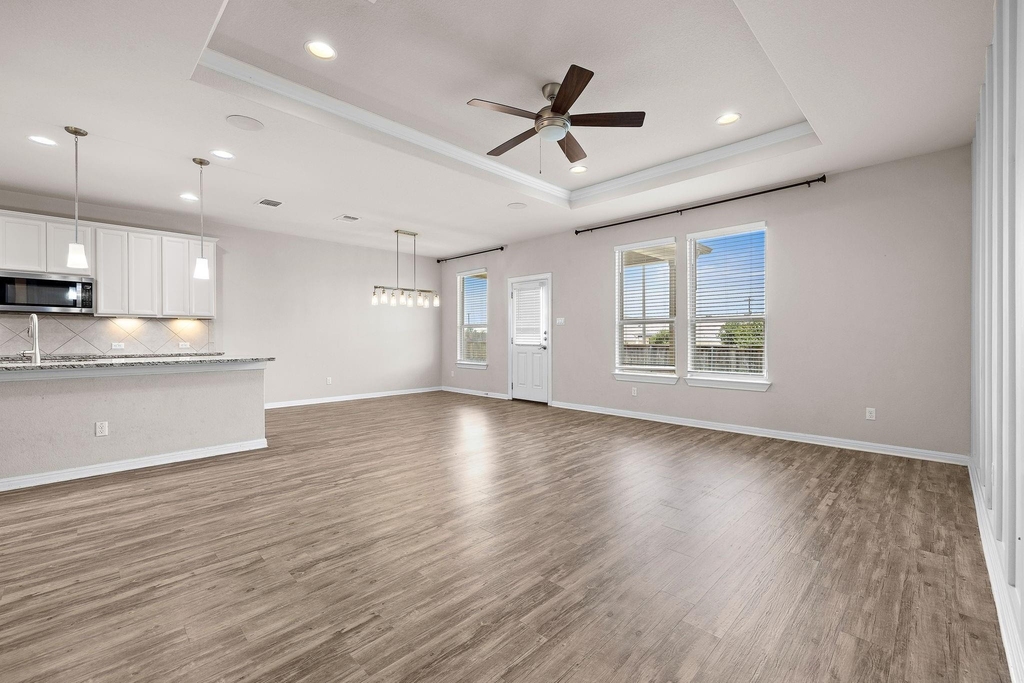 83 Prospector Ln - Photo 3