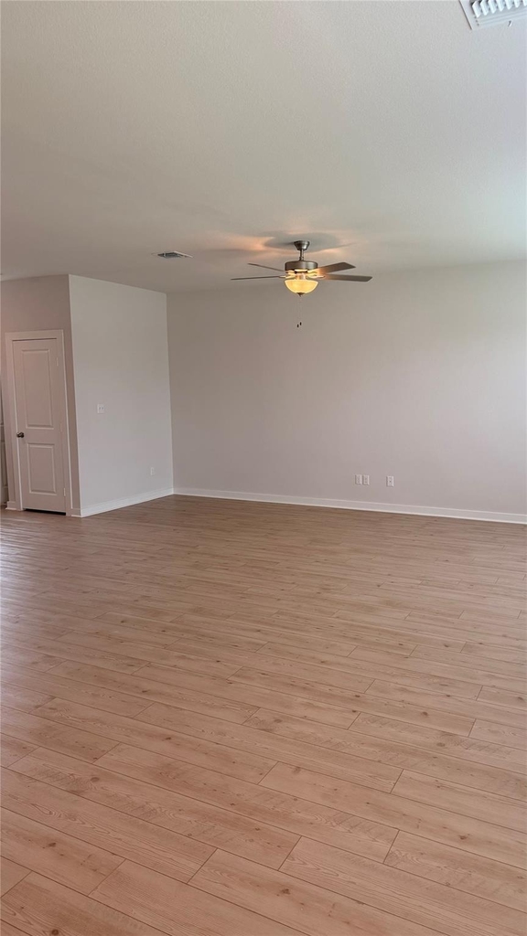 83 Hereford Loop - Photo 4