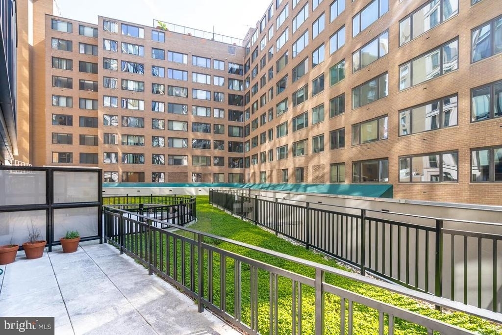 1133 14th Street Nw - Photo 15