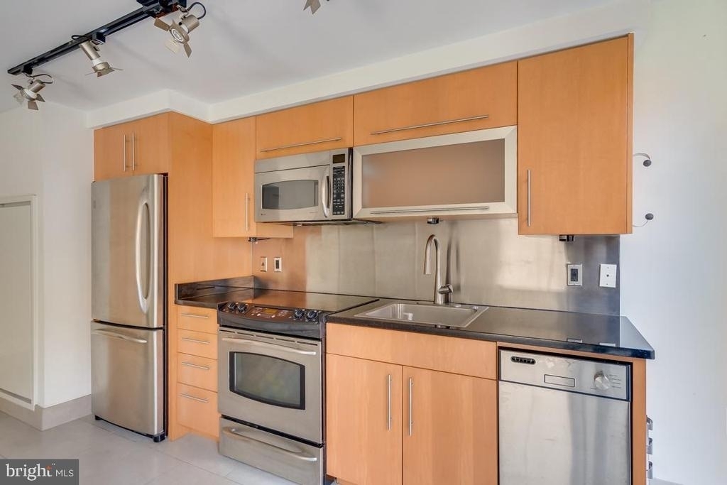 1133 14th Street Nw - Photo 6