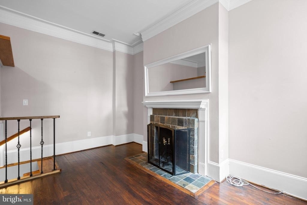1326 Vermont Avenue Nw - Photo 5