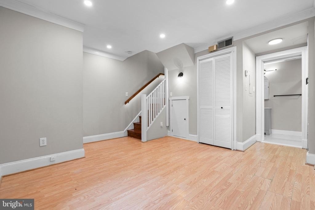 1326 Vermont Avenue Nw - Photo 17