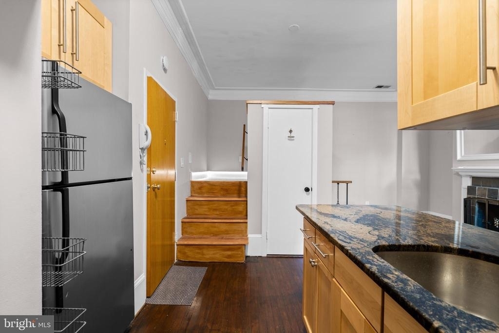 1326 Vermont Avenue Nw - Photo 11
