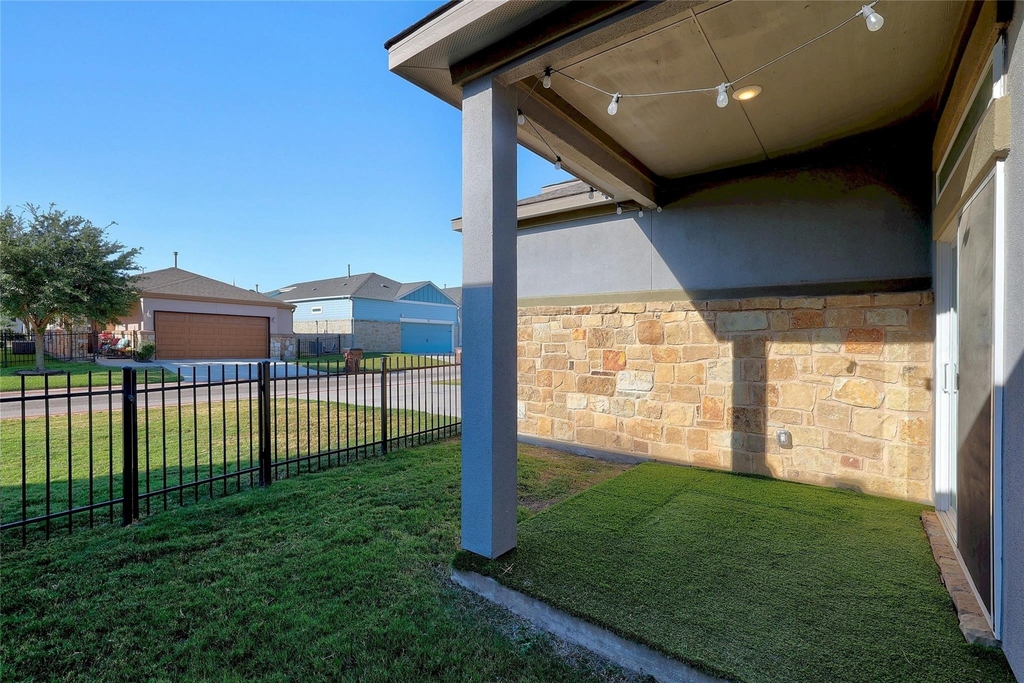 2800 Joe Dimaggio Blvd - Photo 22