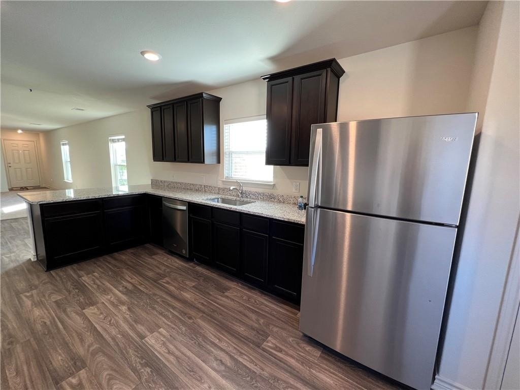 364 Crescent Park Dr - Photo 11