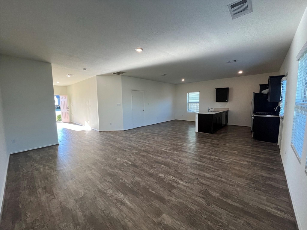 112 High Hill Cv - Photo 3
