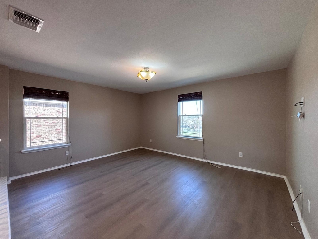 1405 Berlin Ln - Photo 22