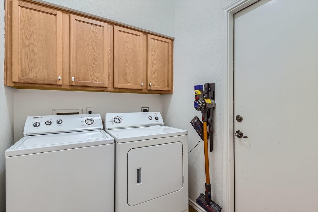 1717 Thompson Trl - Photo 22