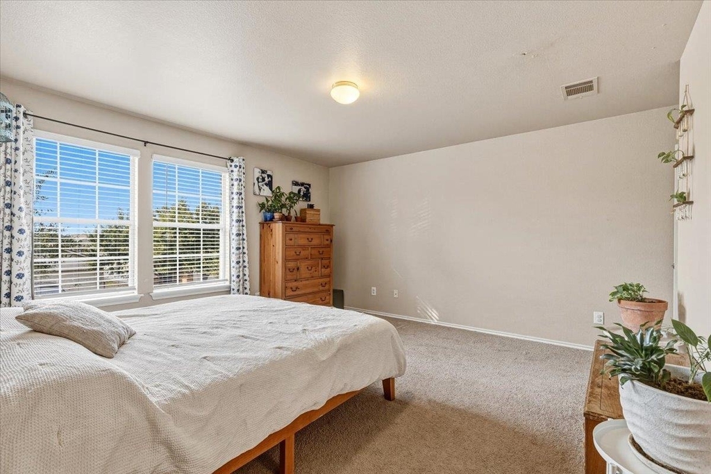 12705 Saint Mary Dr - Photo 16