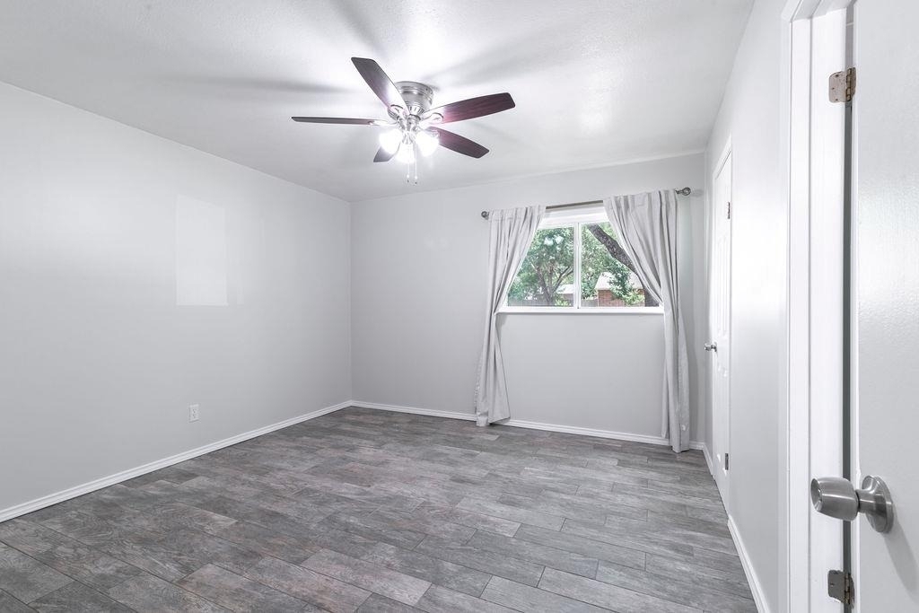 1515 Glenmeadows Dr - Photo 10