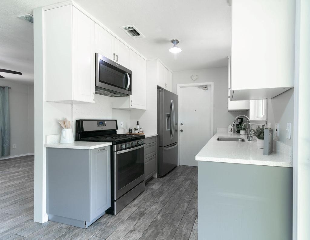 1515 Glenmeadows Dr - Photo 7