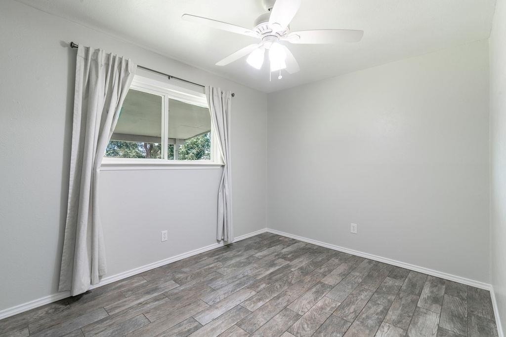 1515 Glenmeadows Dr - Photo 13