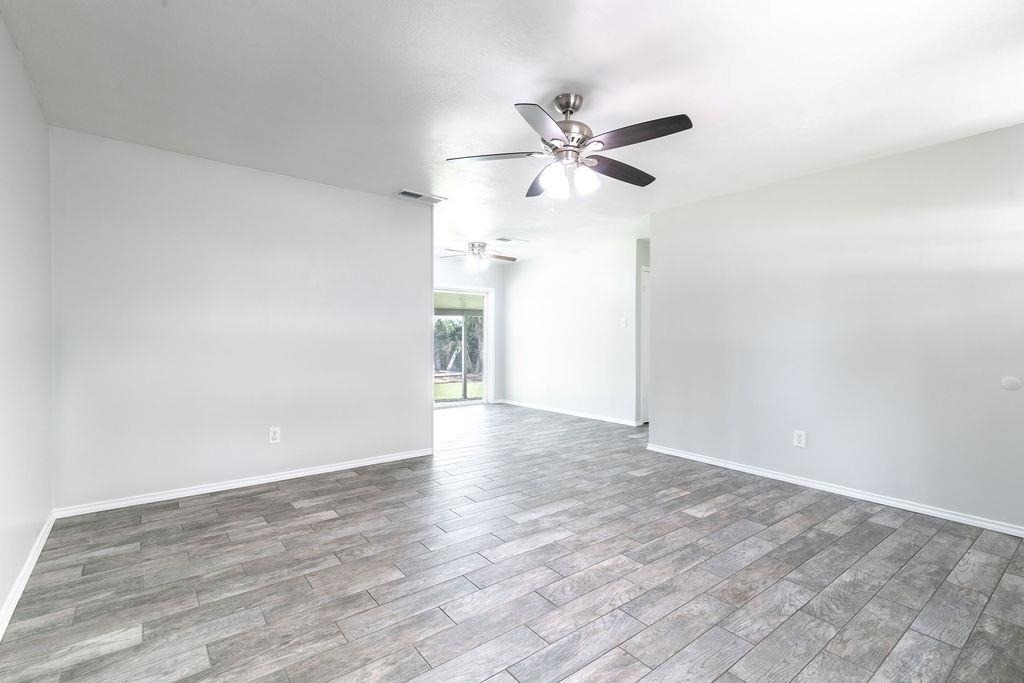 1515 Glenmeadows Dr - Photo 5