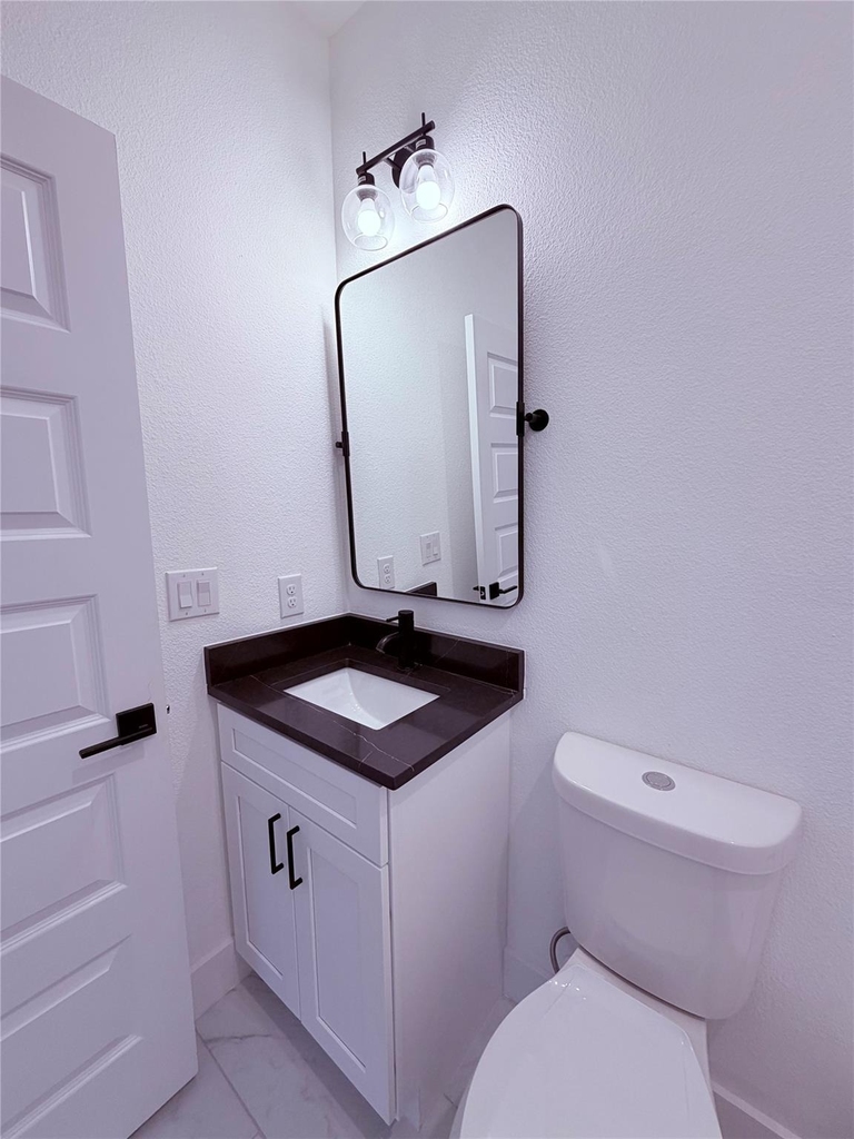 1417 Kramer Ln #7 - Photo 3