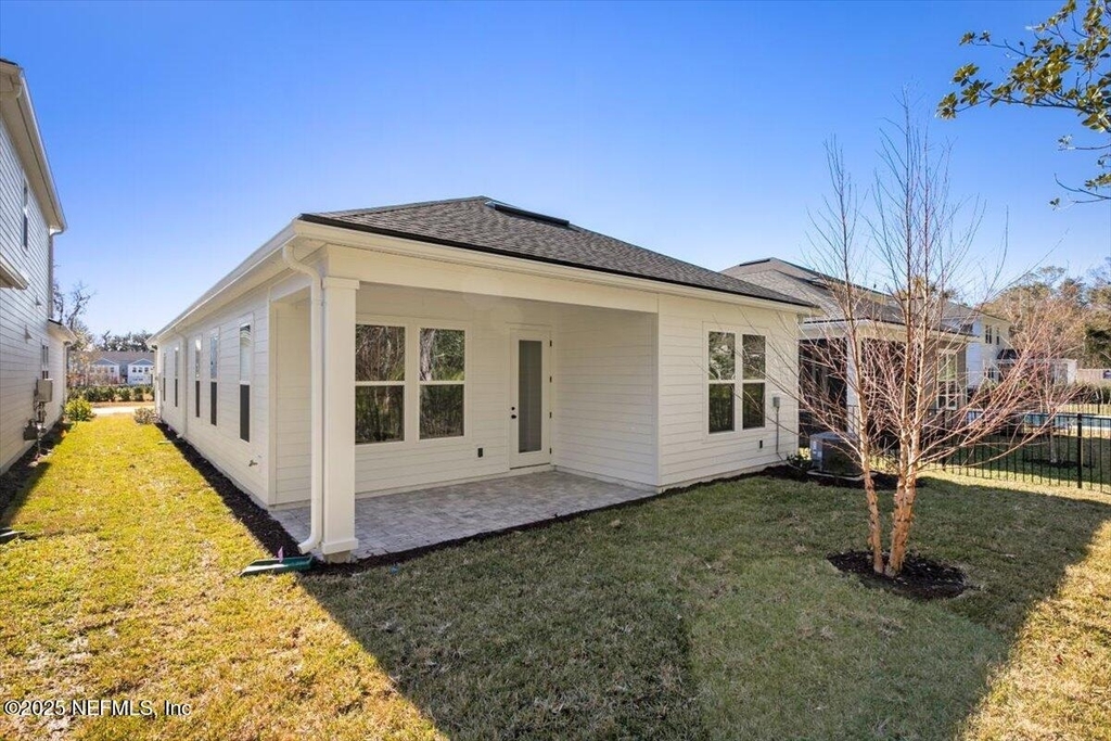 196 Zephyr Drive - Photo 3