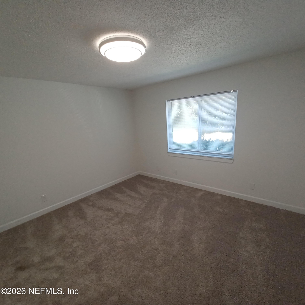 3918 La Mirada Drive N - Photo 9