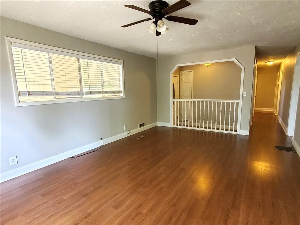 931 Auburn Road - Photo 8