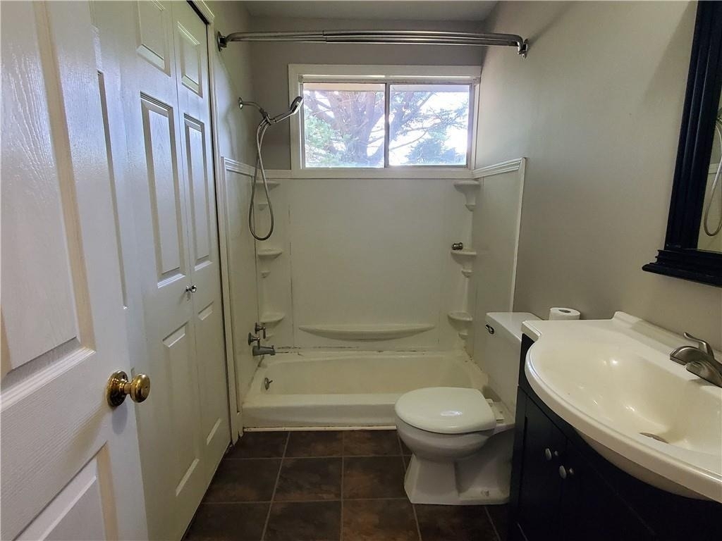 931 Auburn Road - Photo 12