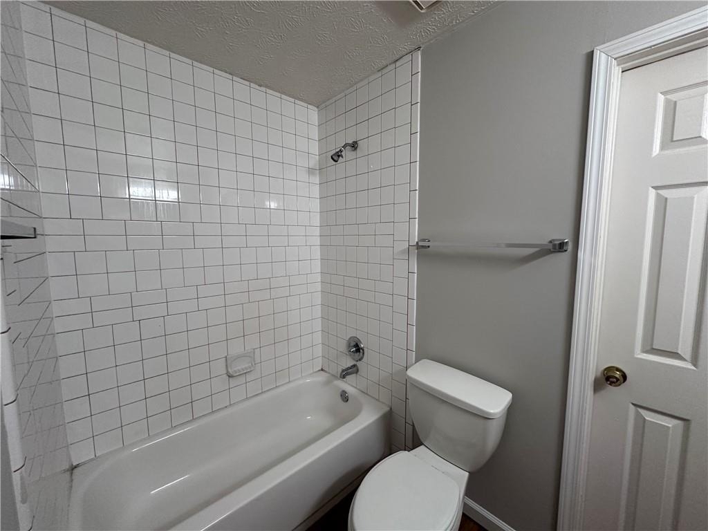 502 Oakwood Court - Photo 17