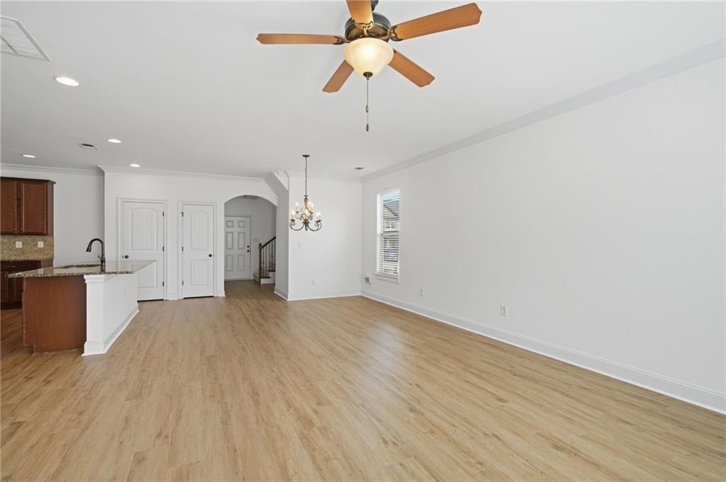 5060 Rialto Way - Photo 4