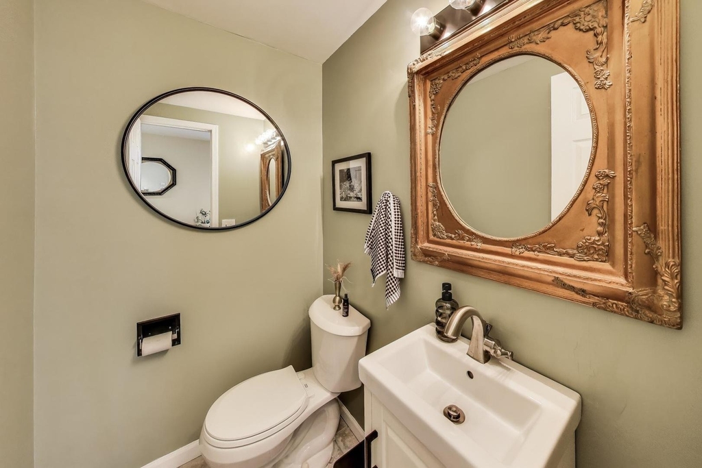 1640 W Diversey Parkway - Photo 8