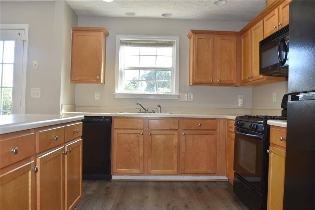 1854 Pierce Way - Photo 6